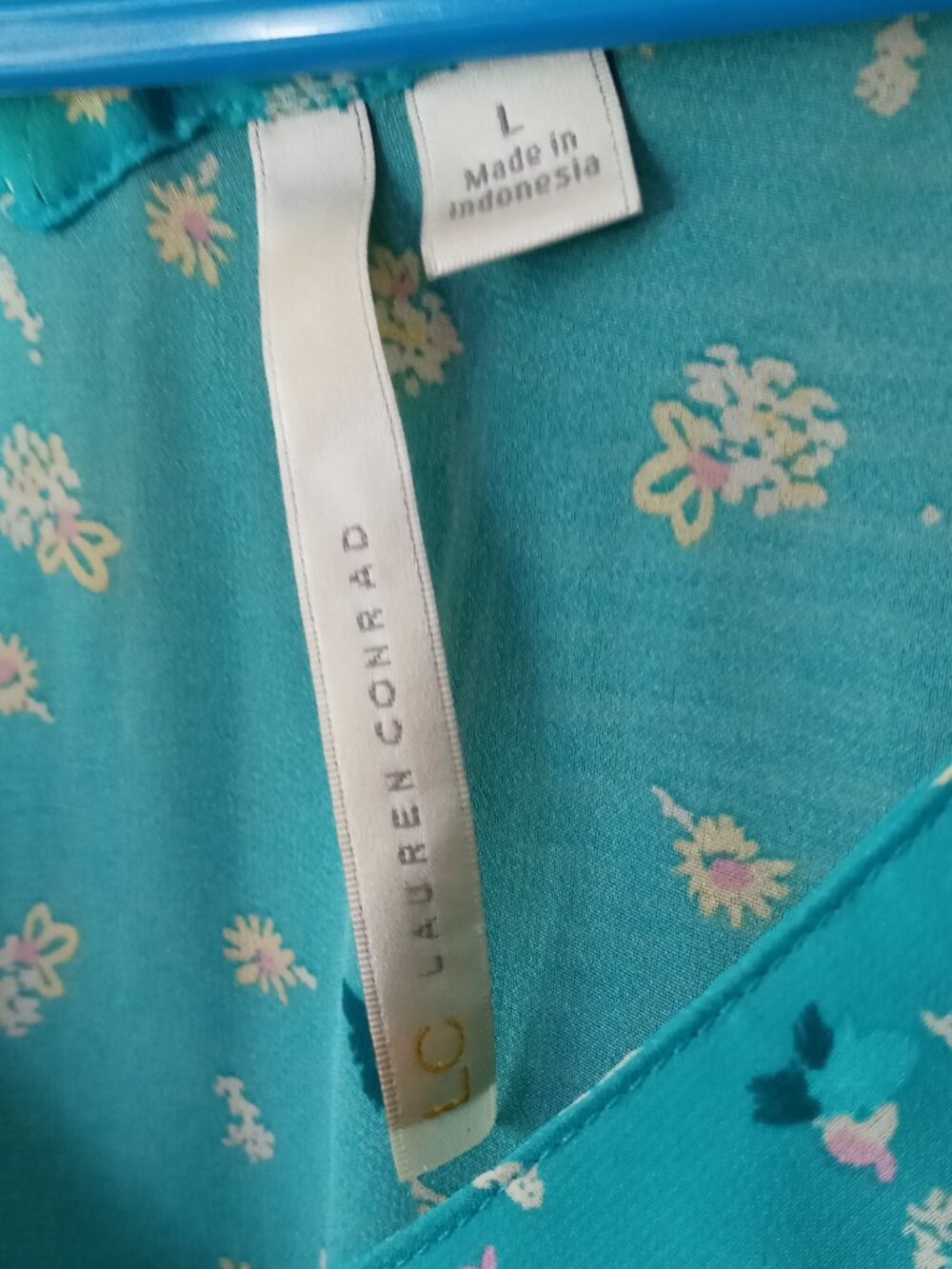 LC Lauren Conrad Women's Sz L Turquoise Blue Floral Semi-Sheer Blouse 3/4 Sleeve - Picture 3 of 15